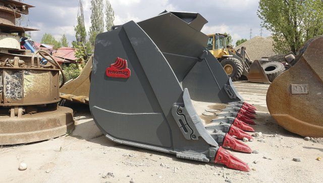 We Have Peace of Mind for Ten Years. KARE Praha Prefers RENOMAG Buckets