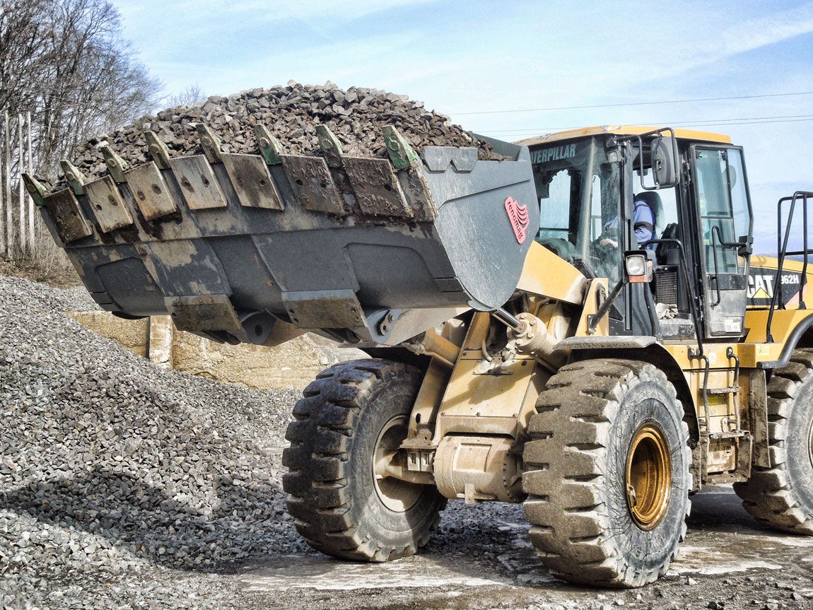 XHD Rock Loader Buckets