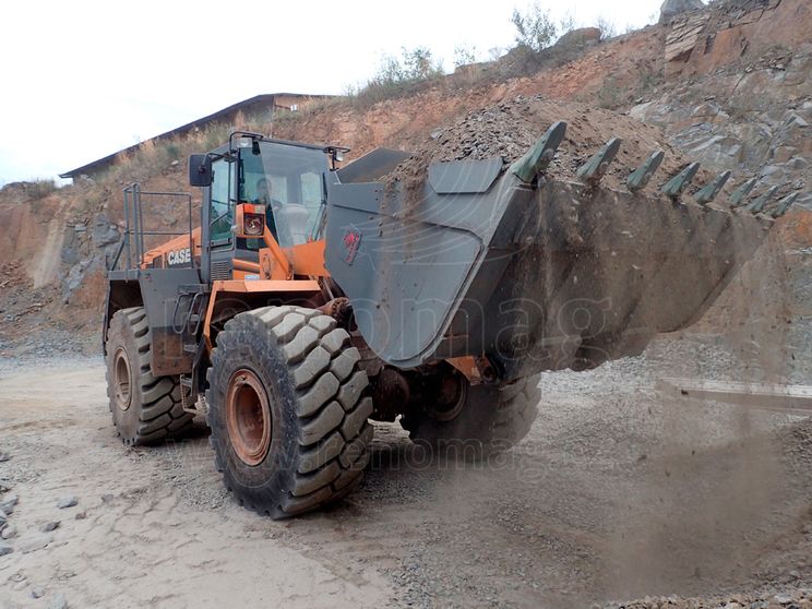 Heavy-duty HD Loader Buckets
