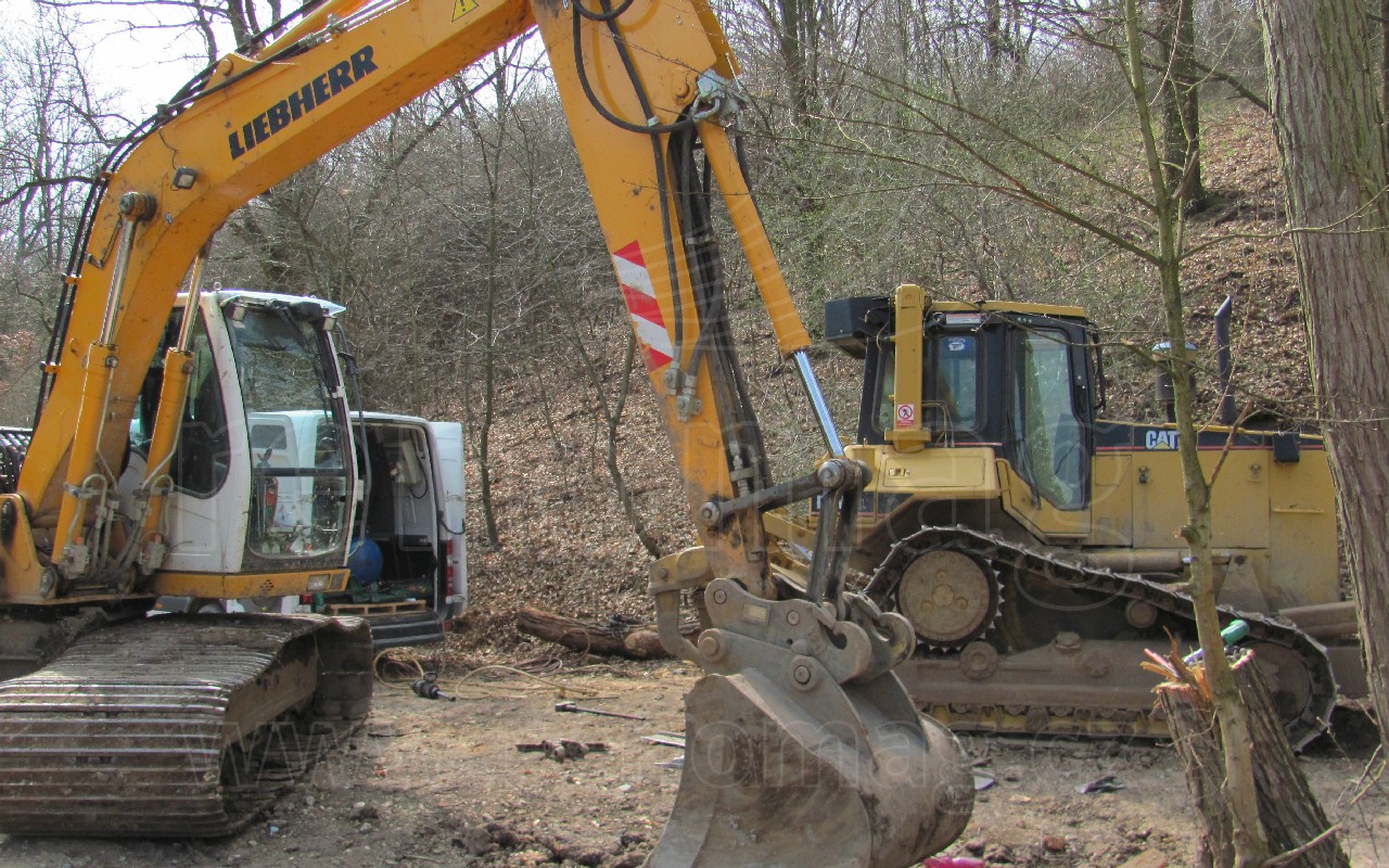 Undercarriage Parts Replacement – photo 15