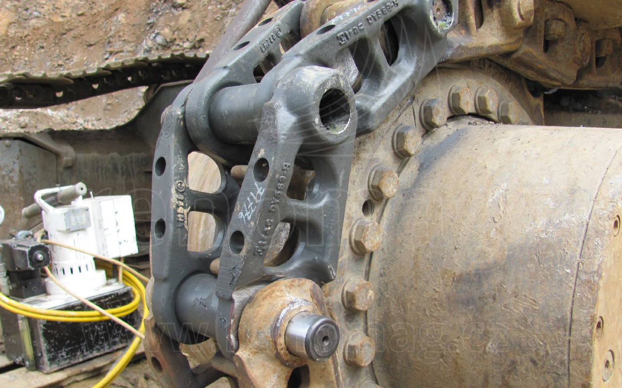 On-site Chain Repairs with a Mobile Press – photo 4