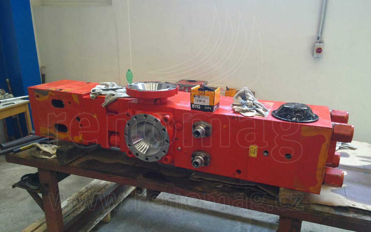 Hammer and Demolition Tool Repairs – photo 18
